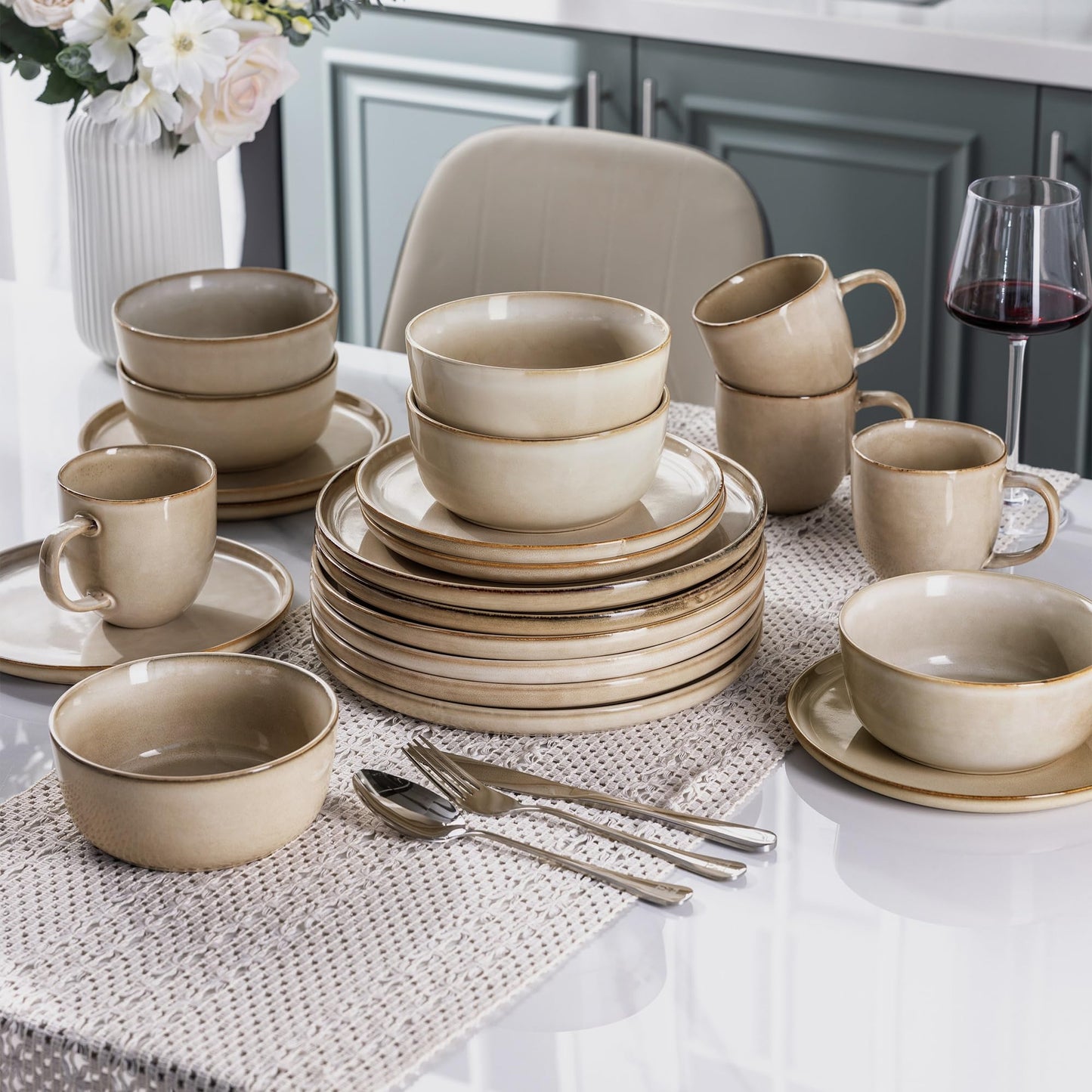 Boliano Stoneware Dinnerware Set – Reactive Glaze, Service for 8
